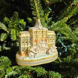 Trevi Fountain Glass Blown Ornament 5" Beautiful